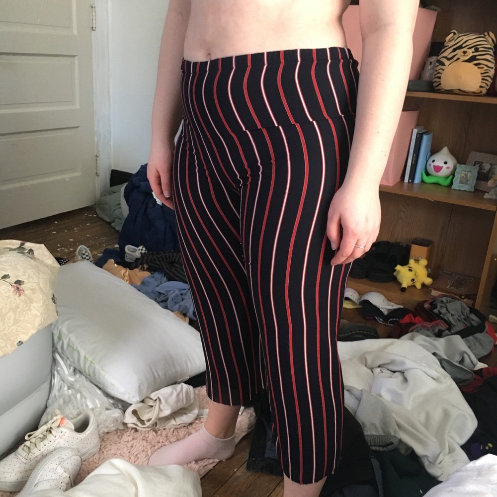 Super cute brandy Melville pants!
